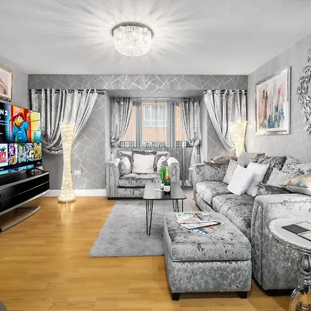Luxury 1 Bed Flat With Parking 11k - Rated - Netflix - Wifi - 70 Inch Smart Tv - Centre - Tv In Bedroom - Rated Apartmán Birmingham
