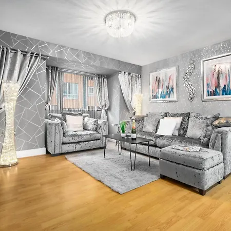 Luxury 1 Bed Flat With Parking 11k - Rated - Netflix - Wifi - 70 Inch Smart Tv - Centre - Tv In Bedroom - Rated Apartmán Birmingham